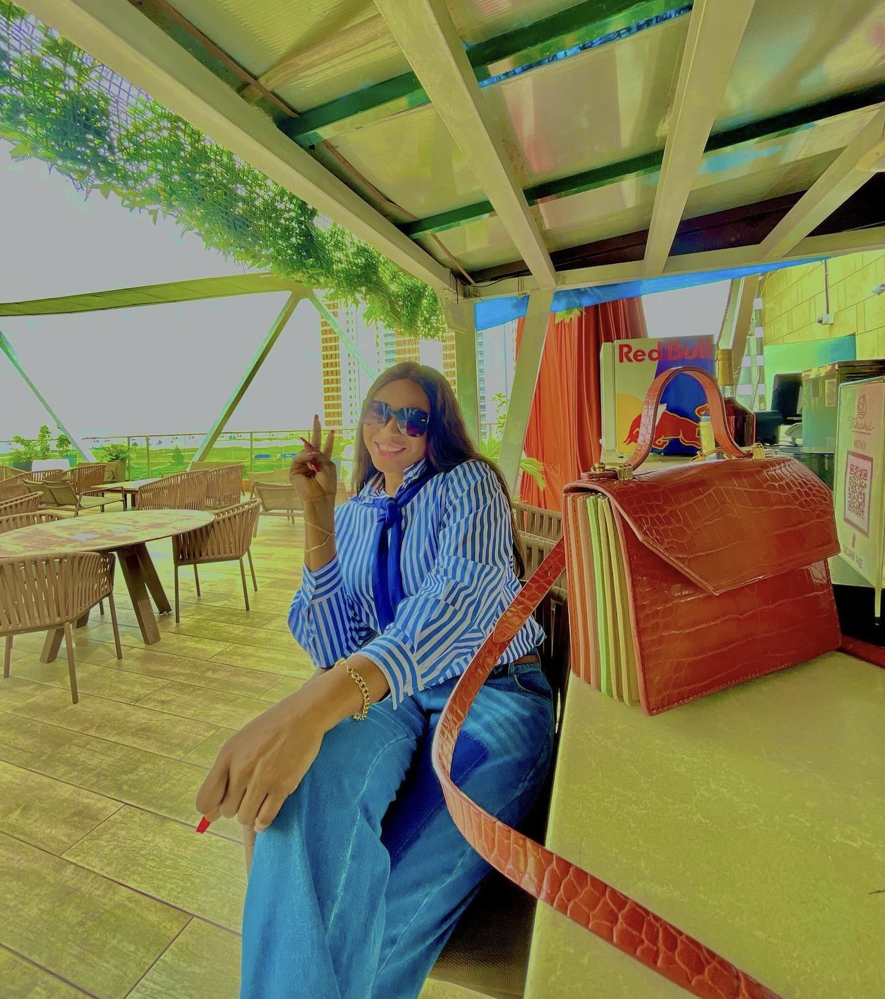 Feeling groovy set images